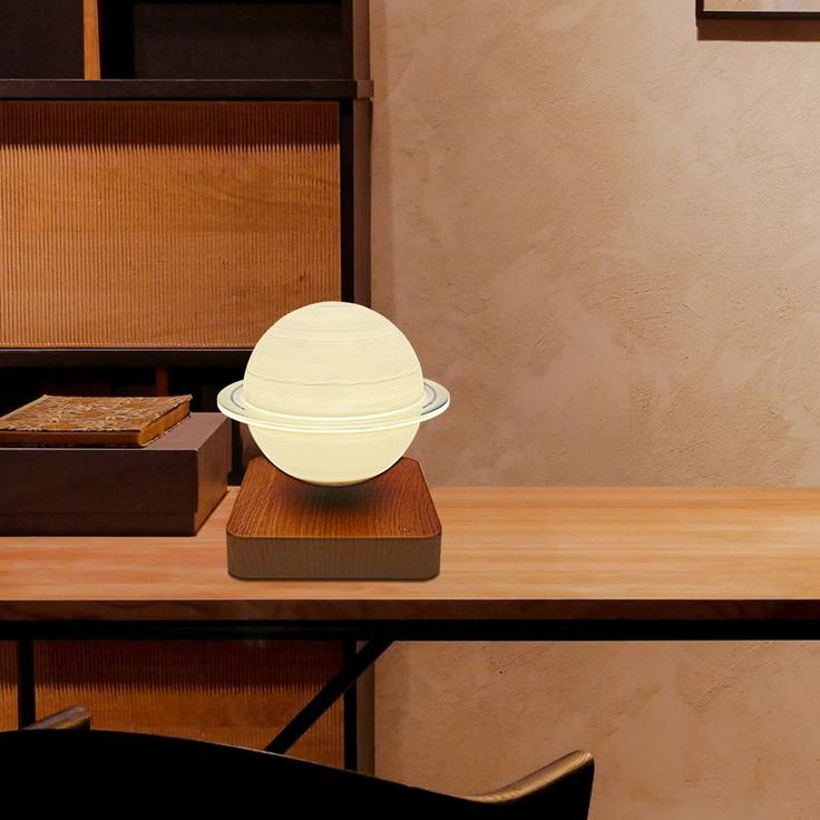 Magnetic Levitation Saturn Lamp