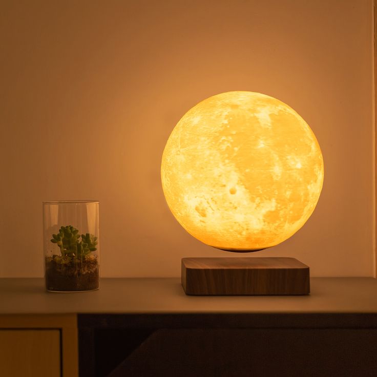 Magnetic Levitating Moon Lamp
